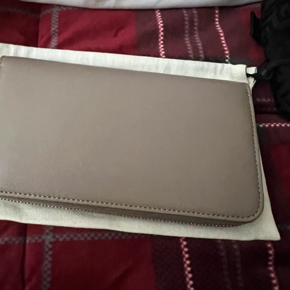 Fendi wallet - Picture 4 of 4